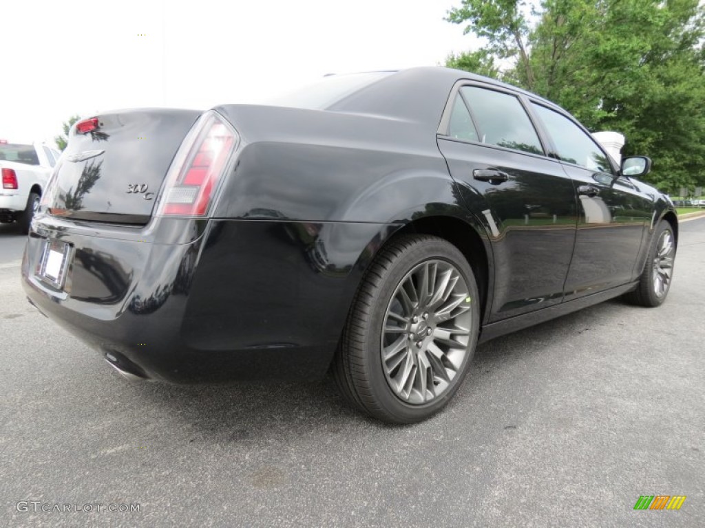 Phantom Black Tri-Coat Pearl 2013 Chrysler 300 C John Varvatos Limited Edition Exterior Photo #83801383