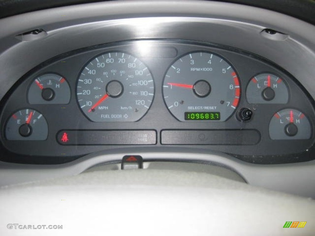 2002 Ford Mustang V6 Coupe Gauges Photo #83801584