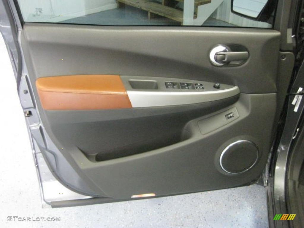 2007 Nissan Quest 3.5 SL Door Panel Photos