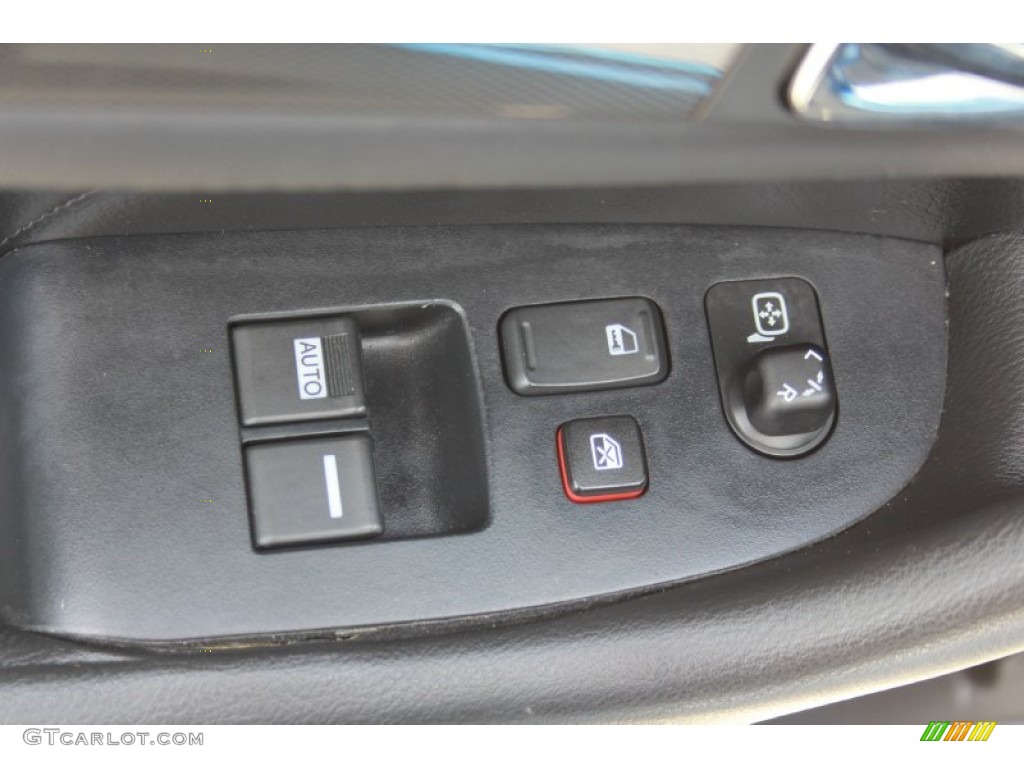 2005 Honda Accord EX-L V6 Coupe Controls Photo #83802202