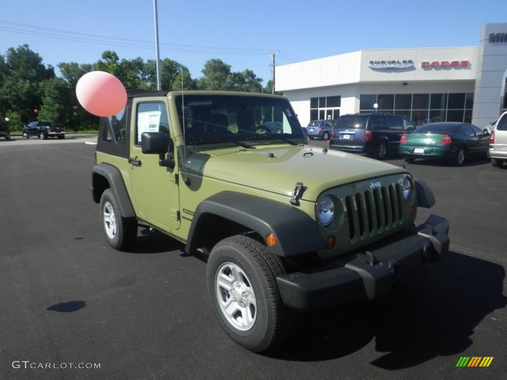 2013 Wrangler Sport 4x4 - Commando Green / Black photo #1