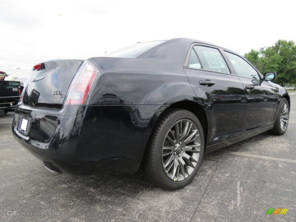 Phantom Black Tri-Coat Pearl 2013 Chrysler 300 C John Varvatos Limited Edition Exterior Photo #83803747