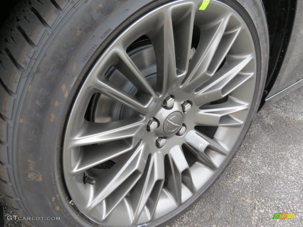 2013 Chrysler 300 C John Varvatos Limited Edition Wheel Photo #83803804