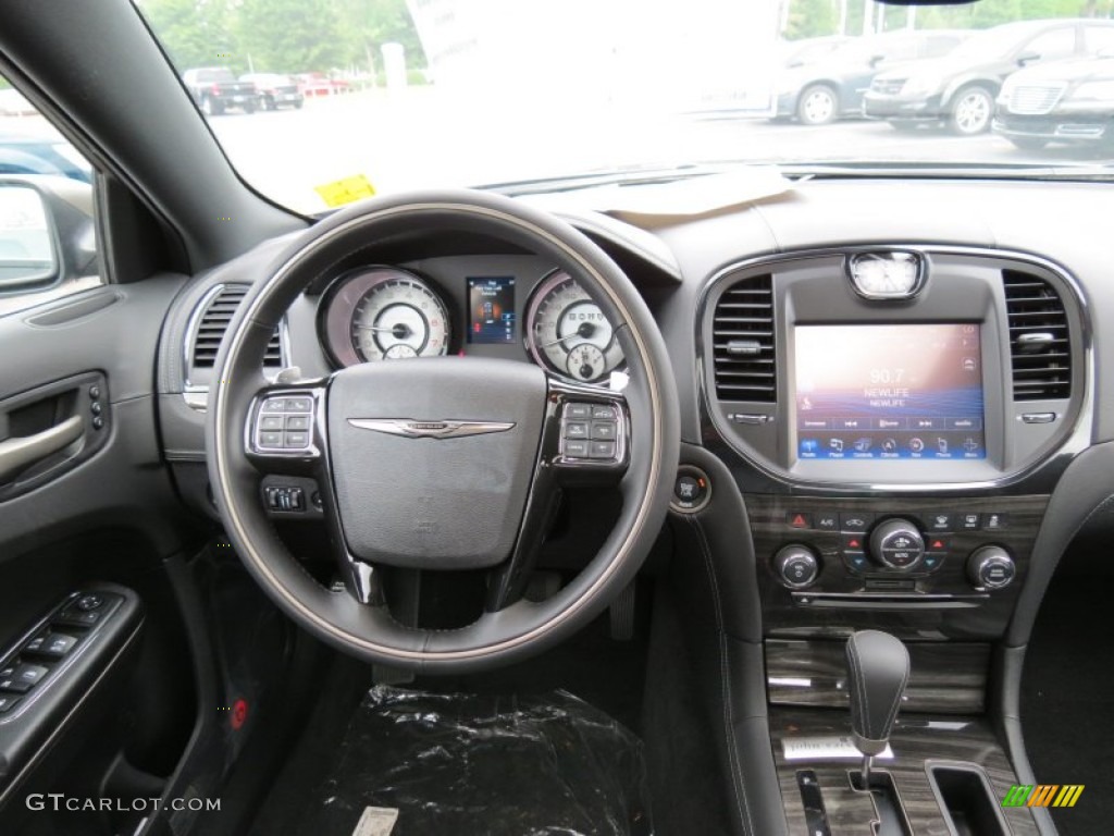 2013 Chrysler 300 C John Varvatos Limited Edition John Varavatos Limited Black/Pewter Dashboard Photo #83803880