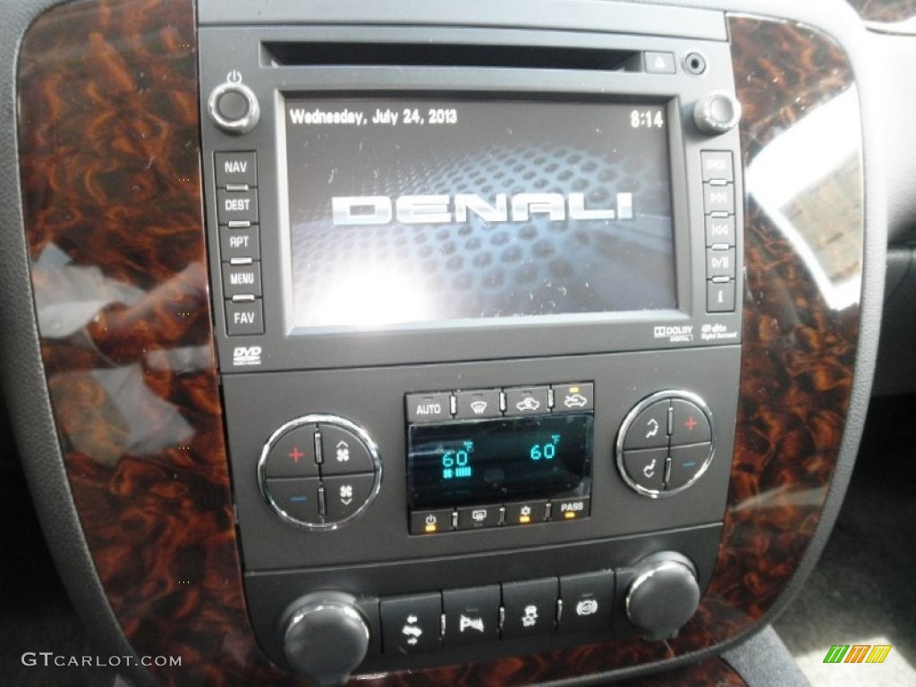 2014 GMC Sierra 3500HD Denali Crew Cab 4x4 Controls Photo #83804434