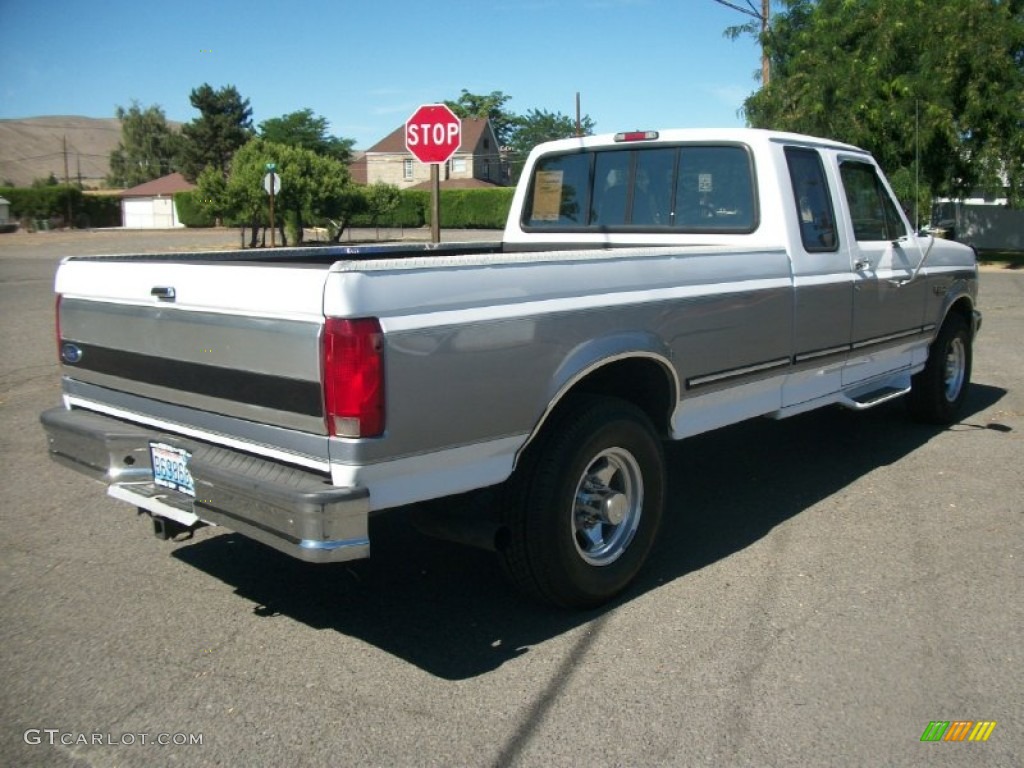 1996 F250 XLT Extended Cab - Oxford White / Grey photo #2