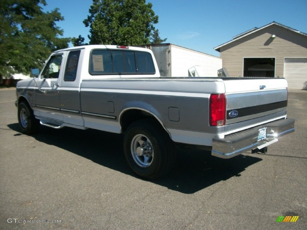 1996 F250 XLT Extended Cab - Oxford White / Grey photo #4