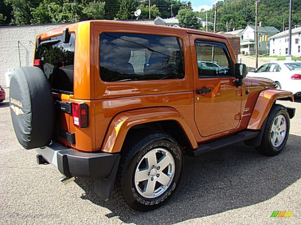 2011 Wrangler Sahara 4x4 - Mango Tango Pearl / Black photo #9