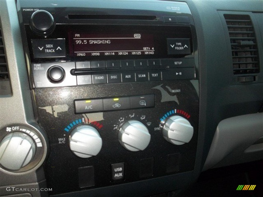 2010 Tundra Double Cab 4x4 - Silver Sky Metallic / Graphite Gray photo #29