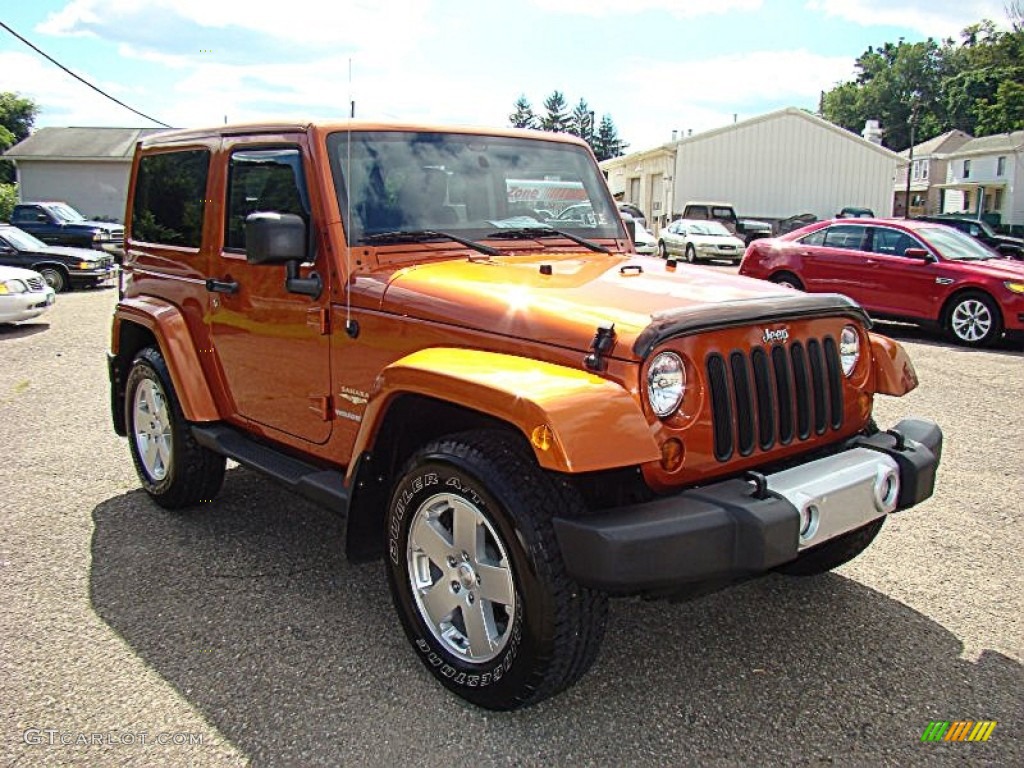 2011 Wrangler Sahara 4x4 - Mango Tango Pearl / Black photo #12