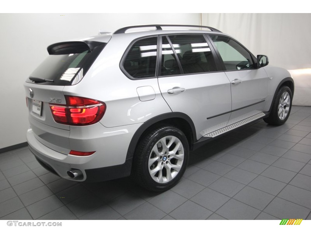 2011 X5 xDrive 35i - Titanium Silver Metallic / Oyster photo #11