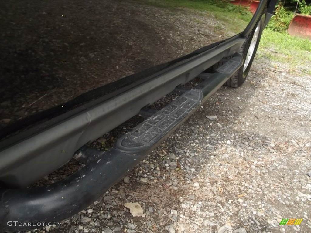 2002 Tahoe Z71 4x4 - Onyx Black / Tan/Neutral photo #17