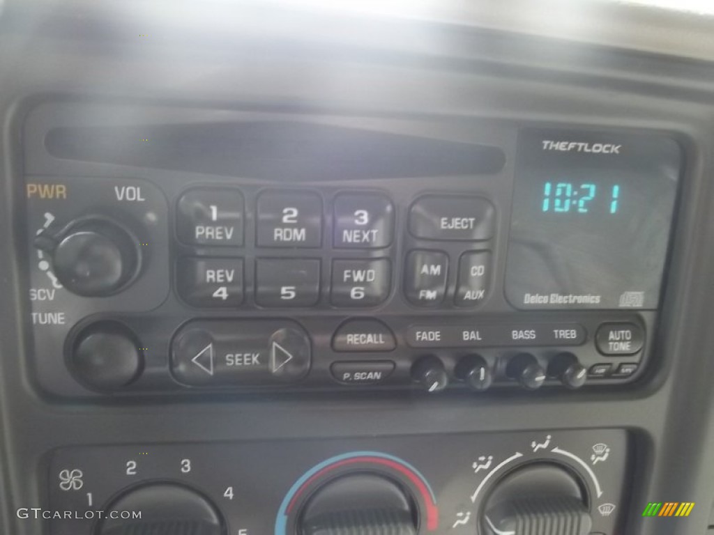 2002 Tahoe Z71 4x4 - Onyx Black / Tan/Neutral photo #29