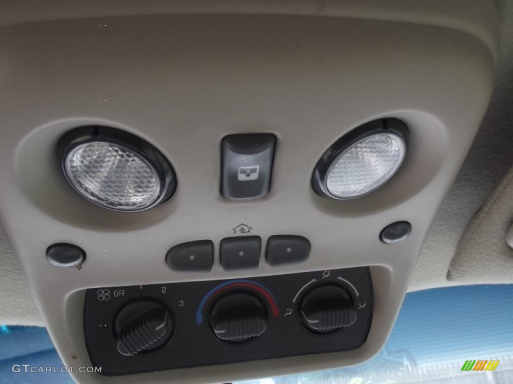 2002 Tahoe Z71 4x4 - Onyx Black / Tan/Neutral photo #36