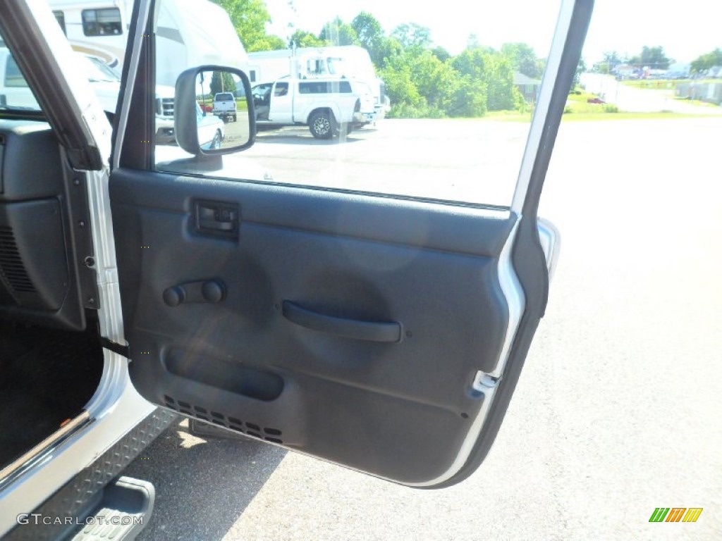 2004 Wrangler Rubicon 4x4 - Bright Silver Metallic / Dark Slate Gray photo #12