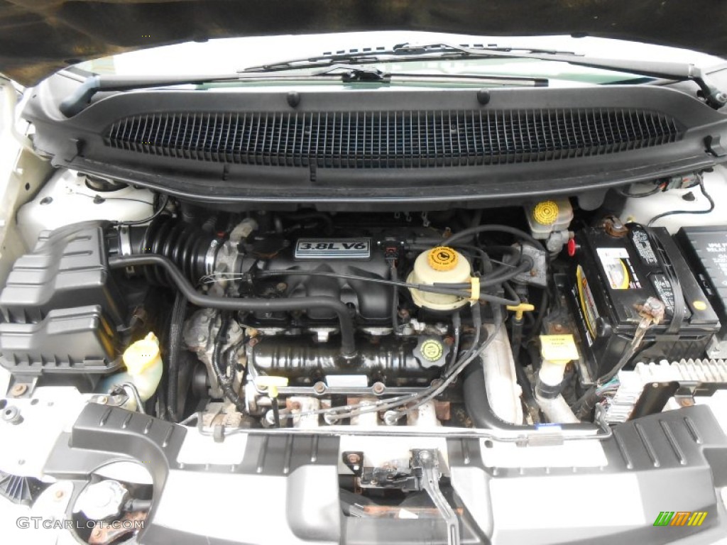2002 Chrysler Town & Country LXi Engine Photos