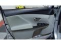 Classic Silver Metallic - Venza LE Photo No. 9