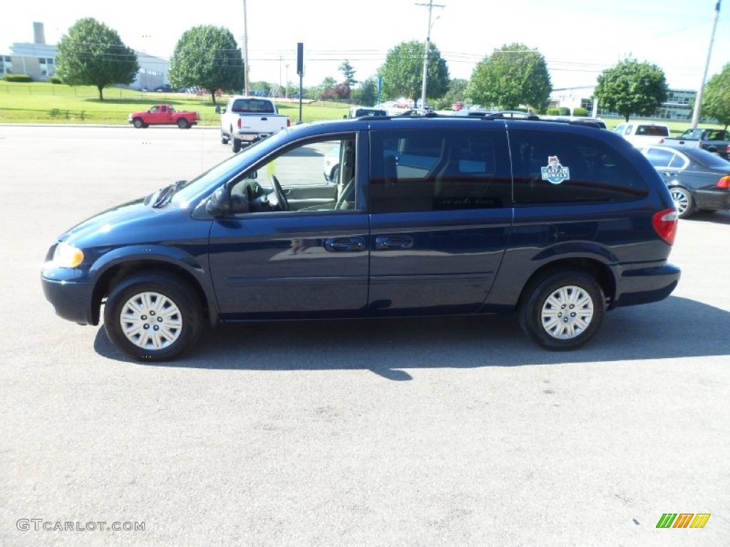 Midnight Blue Pearl 2006 Chrysler Town & Country LX Exterior Photo #83813494