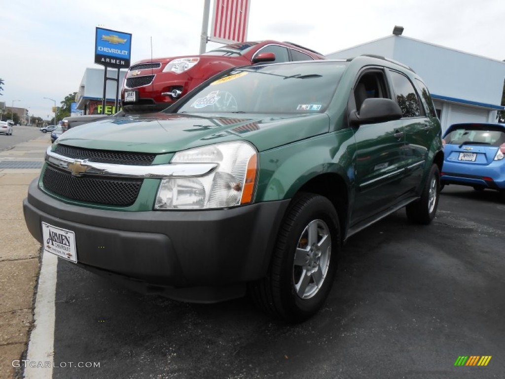 2005 Equinox LS - Meander Green Metallic / Light Gray photo #3