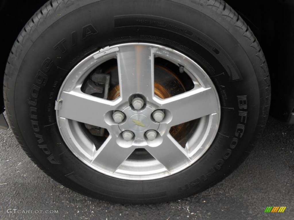 2005 Chevrolet Equinox LS Wheel Photos