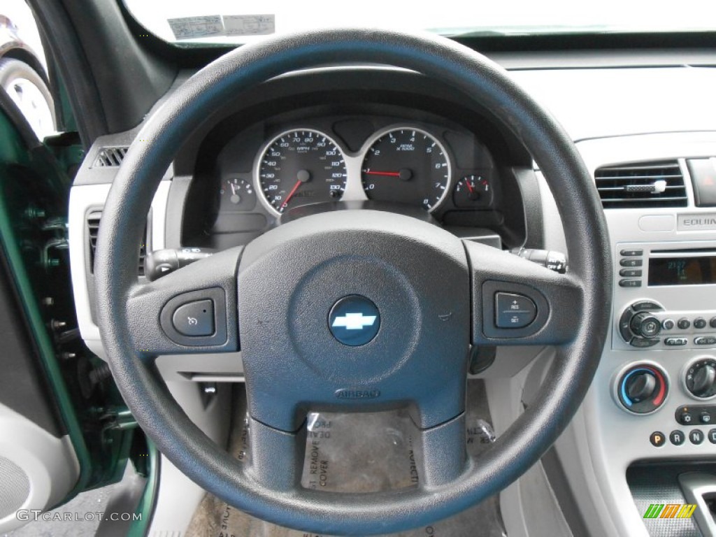 2005 Chevrolet Equinox LS Light Gray Steering Wheel Photo #83814325