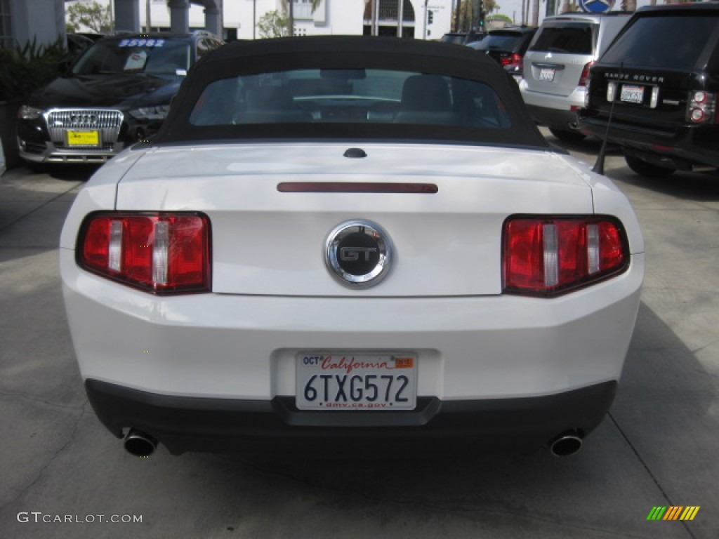 2010 Mustang GT Premium Convertible - Performance White / Charcoal Black photo #3