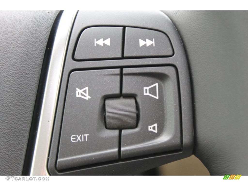 2014 Volvo S60 T5 Controls Photo #83817736