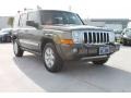 Light Khaki Metallic - Commander Limited 4x4 Photo No. 1