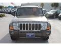 Light Khaki Metallic - Commander Limited 4x4 Photo No. 2
