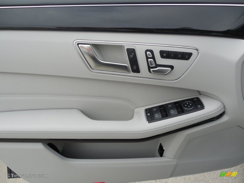 2014 Mercedes-Benz E 350 Sport Sedan Gray/Dark Gray Door Panel Photo #83818360