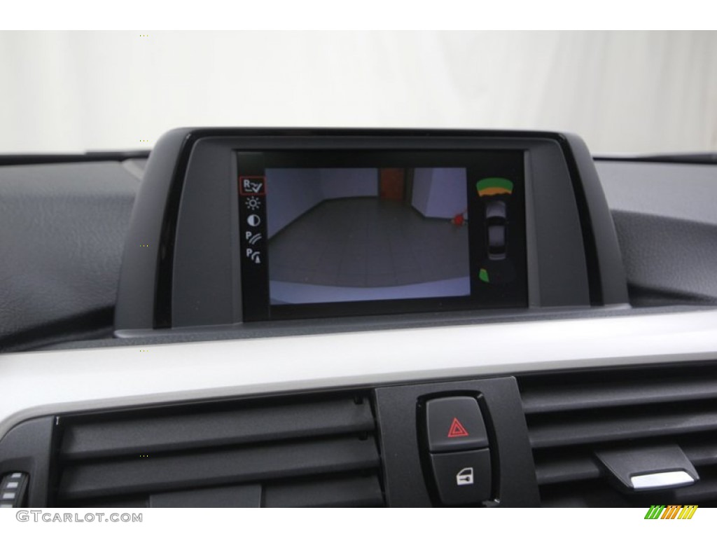 2013 3 Series 328i Sedan - Glacier Silver Metallic / Black photo #17