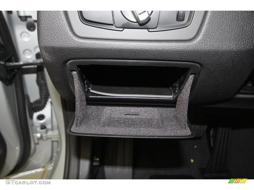2013 3 Series 328i Sedan - Glacier Silver Metallic / Black photo #27