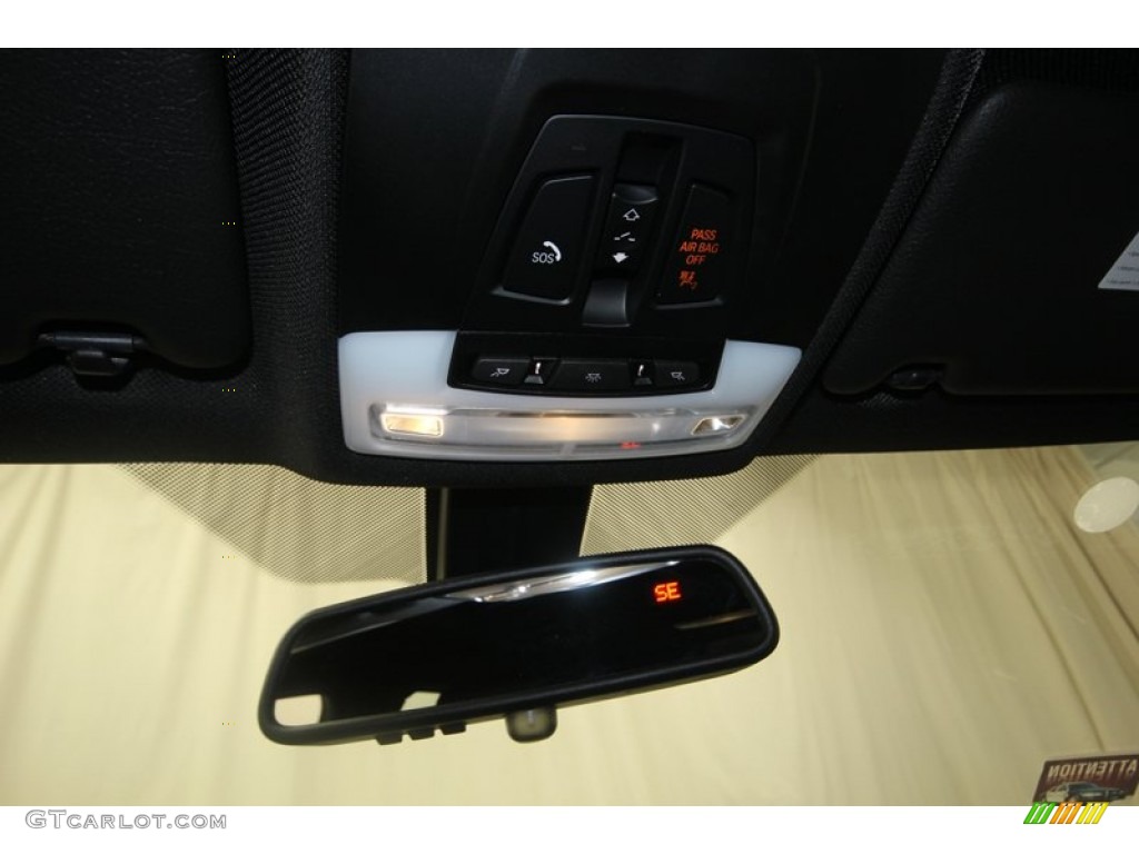 2013 3 Series 328i Sedan - Black Sapphire Metallic / Black photo #17