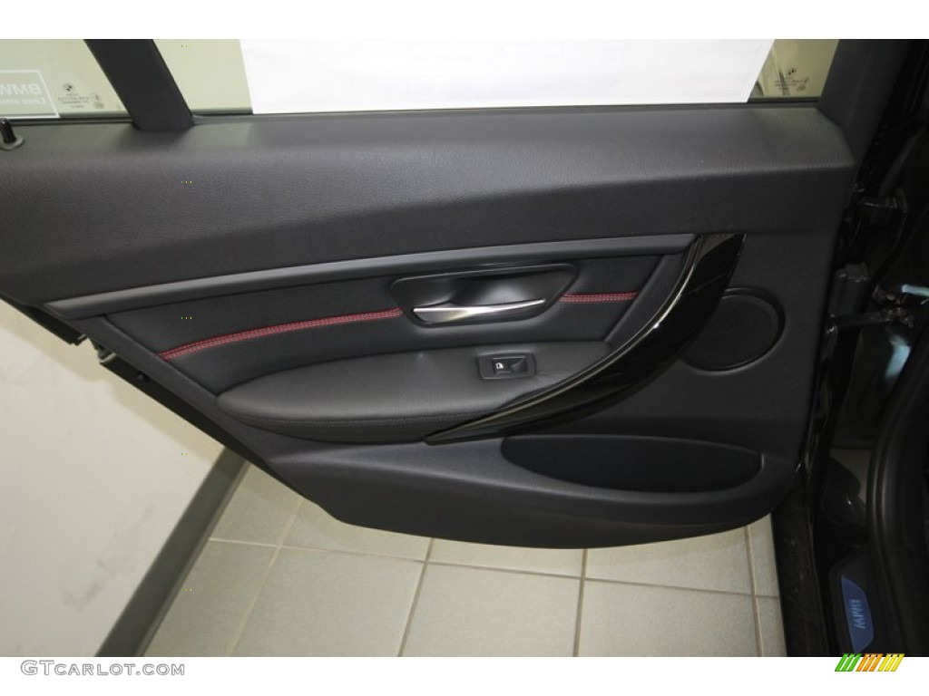 2013 3 Series 328i Sedan - Black Sapphire Metallic / Black photo #29