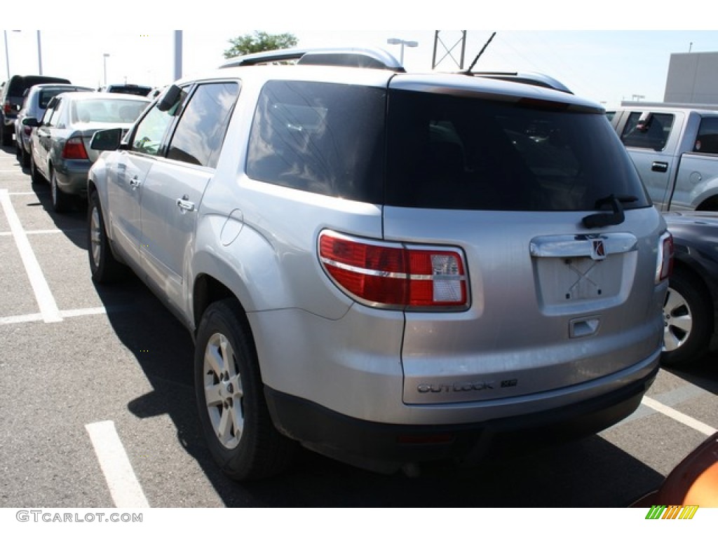 2009 Outlook XR AWD - Quicksilver / Black photo #3