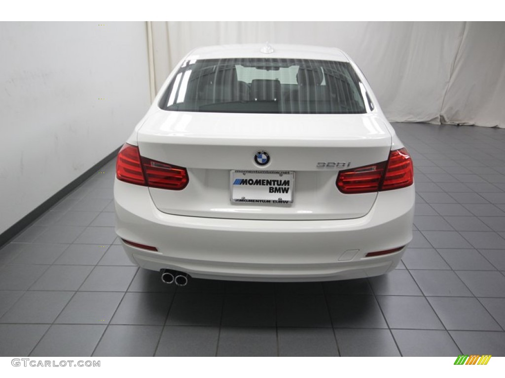 2013 3 Series 328i Sedan - Alpine White / Black photo #10