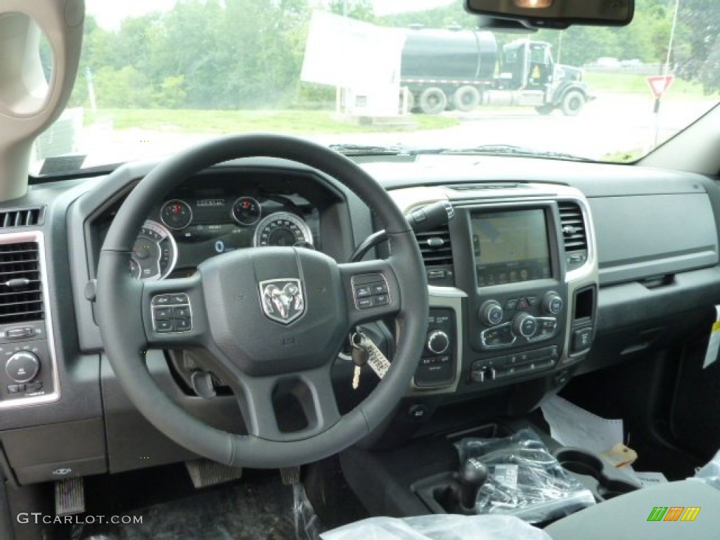 2013 Ram 2500 Power Wagon Crew Cab 4x4 Dashboard Photos