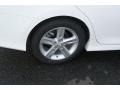Super White - Camry SE Photo No. 9