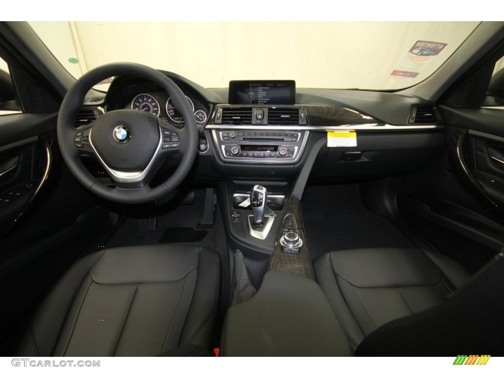 2013 3 Series 328i Sedan - Black Sapphire Metallic / Black photo #4