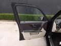 Black - GLK 350 Photo No. 25