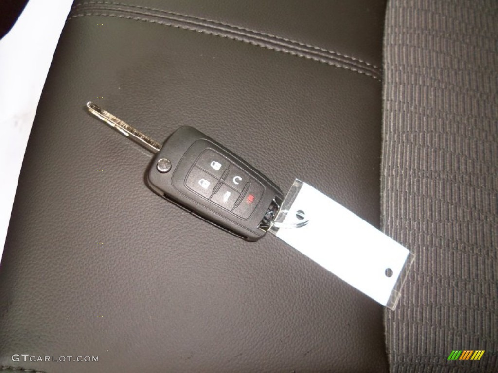 2014 Chevrolet Impala LT Keys Photos