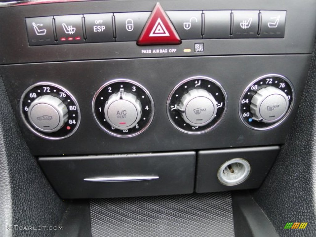2009 Mercedes-Benz SLK 350 Roadster Controls Photo #83828614