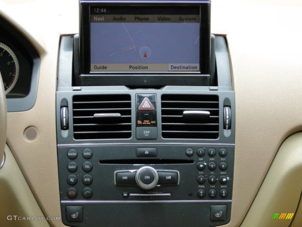 2008 Mercedes-Benz C 300 4Matic Luxury Controls Photo #83829012