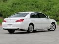 Blizzard White Pearl - Avalon XLS Photo No. 2