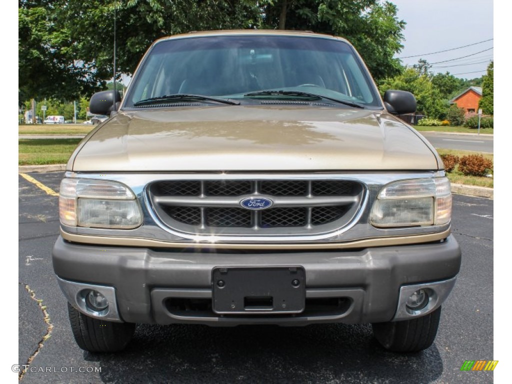 1999 Explorer XLT 4x4 - Harvest Gold Metallic / Dark Graphite photo #2