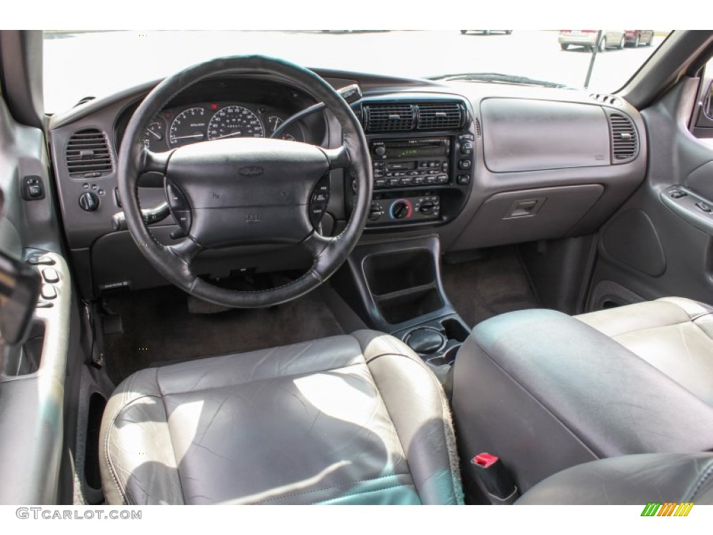 Dark Graphite Interior 1999 Ford Explorer XLT 4x4 Photo #83830120