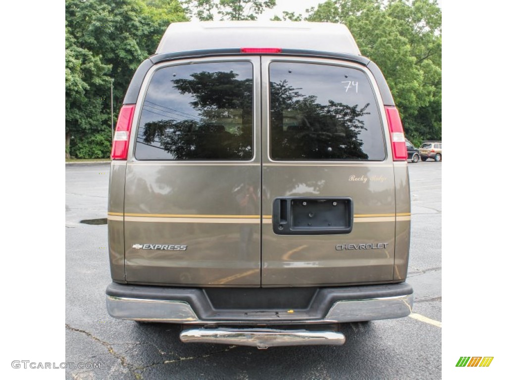 2004 Express 1500 LS Passenger Conversion Van - Sandalwood Metallic / Neutral photo #5