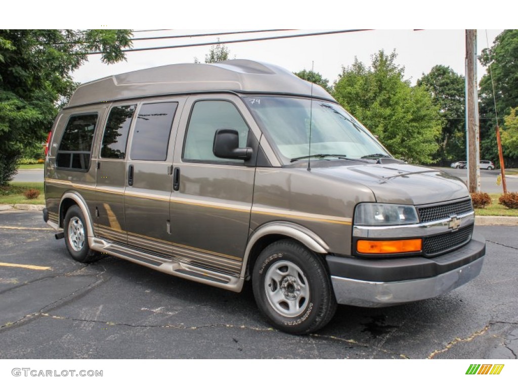 Sandalwood Metallic 2004 Chevrolet Express 1500 LS Passenger Conversion Van Exterior Photo #83830507