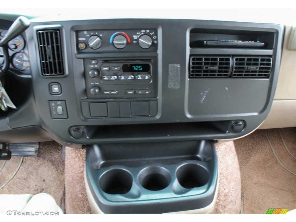 2004 Express 1500 LS Passenger Conversion Van - Sandalwood Metallic / Neutral photo #13