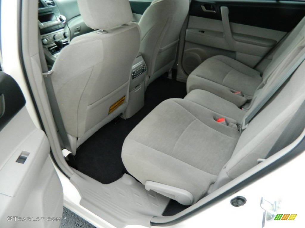 2011 Toyota Highlander V6 4WD Rear Seat Photo #83831713